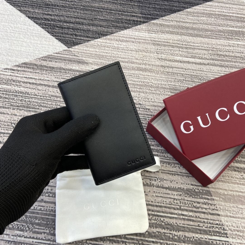 G*u*i wallets & purse